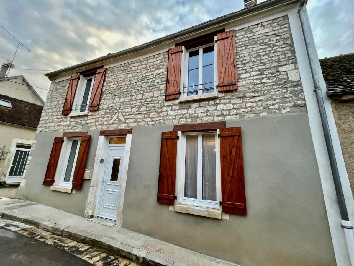 Les Deux L Du Vignoble Apartment Chablis Ngoại thất bức ảnh